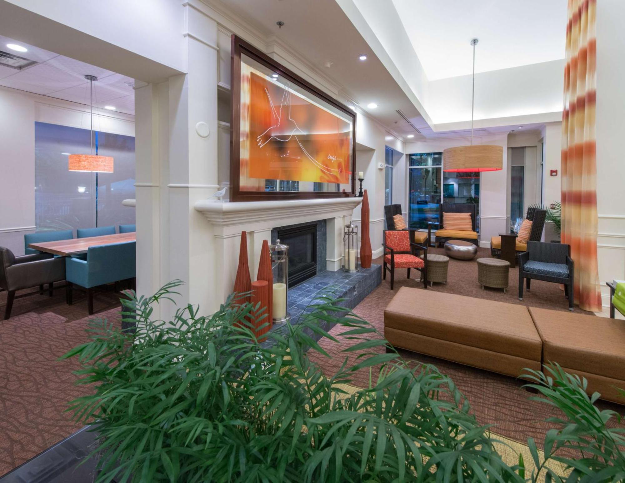 Hilton Garden Inn Tallahassee Central Eksteriør billede
