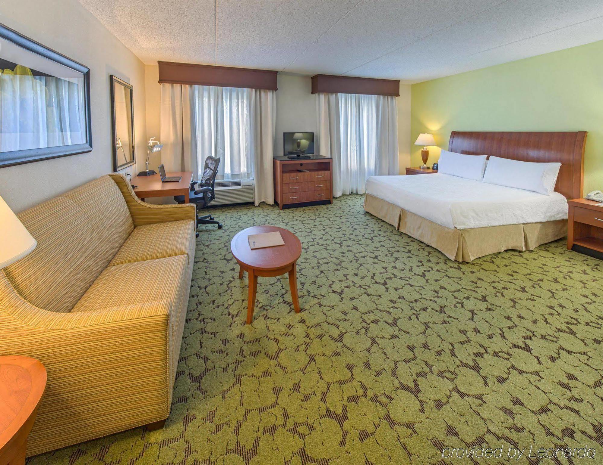 Hilton Garden Inn Tallahassee Central Eksteriør billede